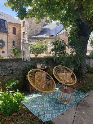 Terrasse at Les Oiseaux Voyageurs in Montbazens