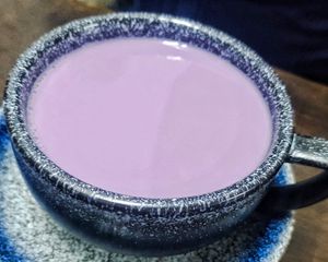 Hot pandan yam at Fren's Get Together  in Kuching