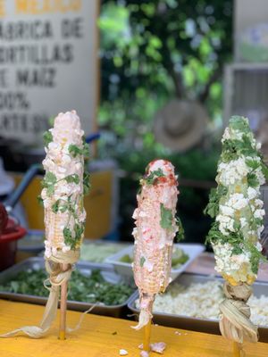 Elotes con cilantro, mayo—aguacate, mayo chipotle  at La Antigua de México in Barcelona