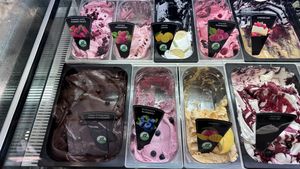 vegan choices  at Gelato Fratelli in Pula