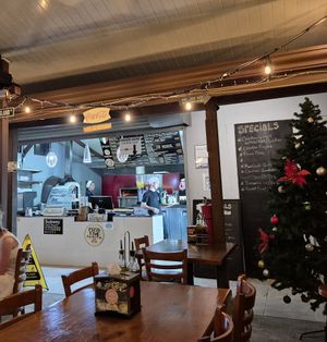  at Pizza Time  in Uvita