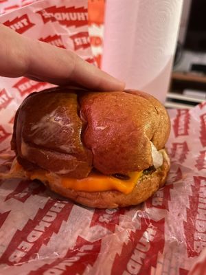 Burguer 9€ at Thunder Vegan - La Latina  in Madrid