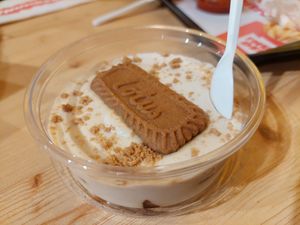 Lotus cheese cake at Thunder Vegan - La Latina  in Madrid