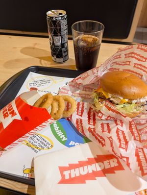 burger and onion rings at Thunder Vegan - La Latina  in Madrid