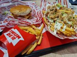 Fries + Little Chik'n loaded fries + Thunder VFC burger at Thunder Vegan - La Latina  in Madrid