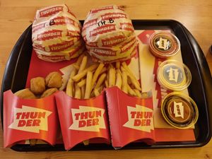 With bolas de queso at Thunder Vegan - La Latina  in Madrid