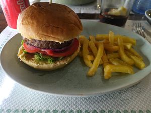 Vegan burger at O Encontro Gastrobar in Pontevedra