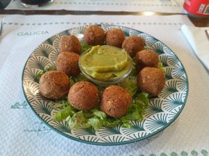 Falafel at O Encontro Gastrobar in Pontevedra