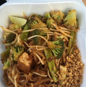 vegan pad Thai with broccoli and tofu at Siamese Street in Stockton