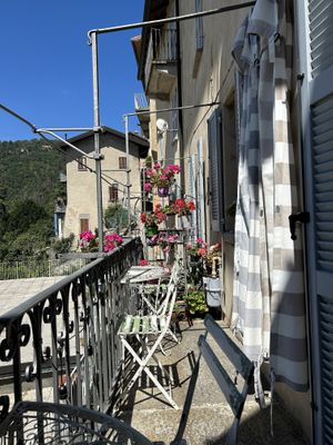 Il balconcino affacciato su Varese e il suo lago  at Il Convivio del Sacro Monte in Varese