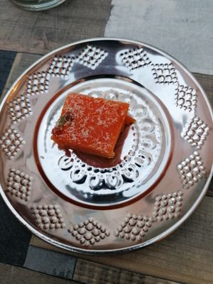  at LunchBox in Beaune