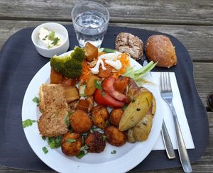 Crispy tofu & potato balls at Restaurant Mau-Kas in Espoo