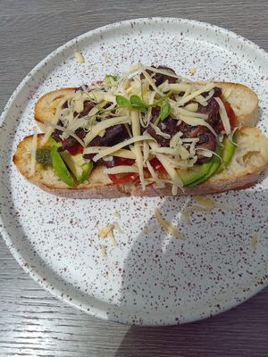  at Ta' Ċetta Brasserie in Ir-rabat Ghawdex