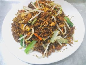 Fried noodles at Bao Bao Ais Kacang 2 宝宝红豆冰2 in Kuching