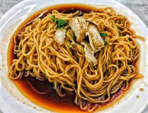 Black kam pua mee by night stall,.taste good at Bao Bao Ais Kacang 2 宝宝红豆冰2 in Kuching