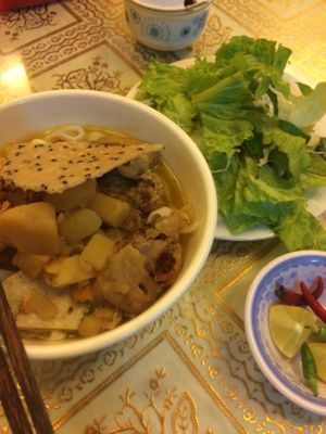 My quang 20d at Loving Hut - Bien Tinh Thuong in Da Nang