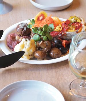 assorted appetizers at WILL YOU CURRY ME? in Fukuoka