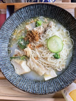 Garlic soup base   at Bowl Maker Society in Cologne