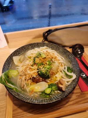 Vegan bowl at Bowl Maker Society in Cologne