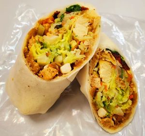 Food (Photo by Yising Tsai) at Hsiang De Temple - 祥德寺 in Hong Kong Island