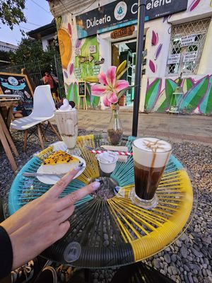  at Dulcería y Cafetería Di Lucca in Nunoa
