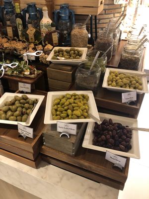 Olive selection  at Giornotte in Abu Dhabi