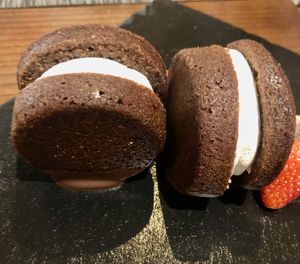 Chocolate cream cakes  at Giornotte in Abu Dhabi