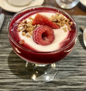 Strawberry, cream and biscuit   at Giornotte in Abu Dhabi