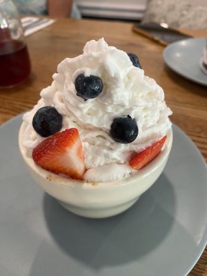 Mug cake   at REDS in Pawcatuck