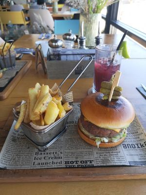  at Elvis Kitchen in Sozopol