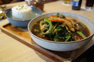 No. 005 Pad Kha Prau (very hot, mushrooms and vegetables fried in a wok, with chillies, garlic, and Thai basil) (vegan) at Keng Restaurant in Saarbrucken