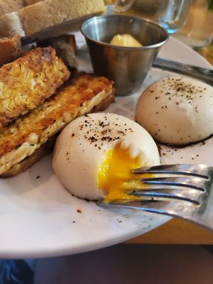 Classic Breakfast Plate - Yo Egg vegan poached egg at Cleveland Vegan in Lakewood