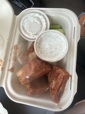 Barbecue wings with ranchh  at Cleveland Vegan in Lakewood