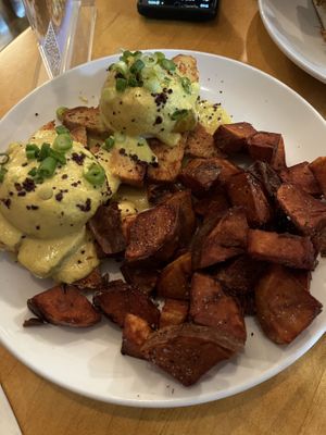 Classic Benedict plate   at Cleveland Vegan in Lakewood