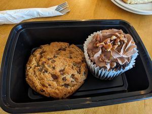 Cookie and turtle cupcake at Cleveland Vegan in Lakewood