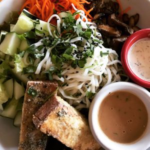 Thai noodle bowl with peanut sauce at Cleveland Vegan in Lakewood