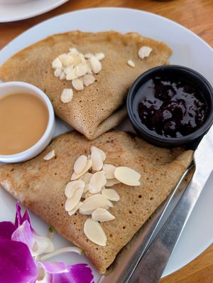 Crepes 🤤 at Orion Cafe in Koh Phangan