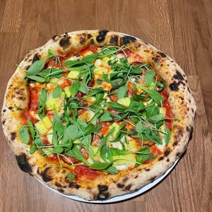 Salami vegano, queso , piña y rucula   at Pizzeria Eden Barcelona in Barcelona