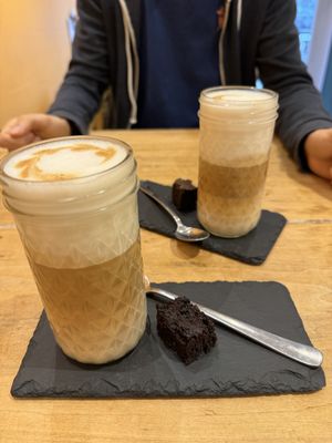 Latte macchiato with oat milk    at aevvergreen in Cologne