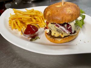 Vegetarischer Burger at Restaurant Kastell in Sulz Am Neckar