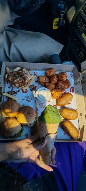 Como Mini Melos y helado de Matcha, una delicia. at Melo's in Toluca