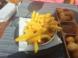 Fries at Daikiri Bar in Vila Nova De Gaia