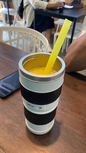 Mango smoothie at Wrappy Yappy in Penang