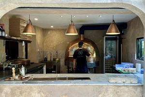 Vegan pizza kitchen in Ubud #Veganuary at Plant Bistro in Ubud