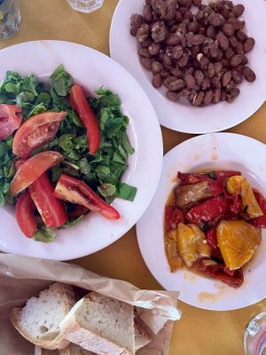 beans with sage, stewed peppers, tomato and rocket salad  at Trattoria Da Leo in Lucca