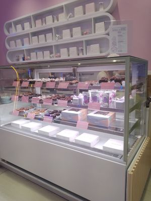 Counter at Suculenta Armida in Monterrey