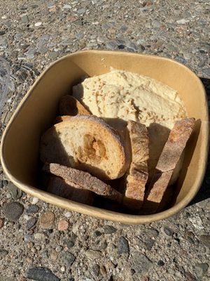 Hummus  at La Carmanyola in Girona