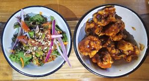 vegan boneless with salad . at Bio & Natural - Con Constituyentes in Playa Del Carmen