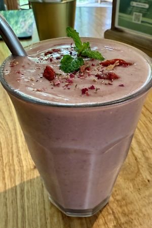 Smoothie with locally grown Bali Açaí  #Veganuary at Dharma Kula in Ubud