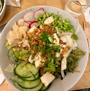  at Poké Bar in Vannes